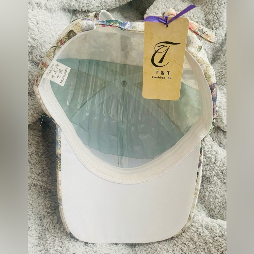 NWT Embellished "NYC" Crystals BLING Floral Baseball Cap Hat- Rhinestones - Picture 4 of 4